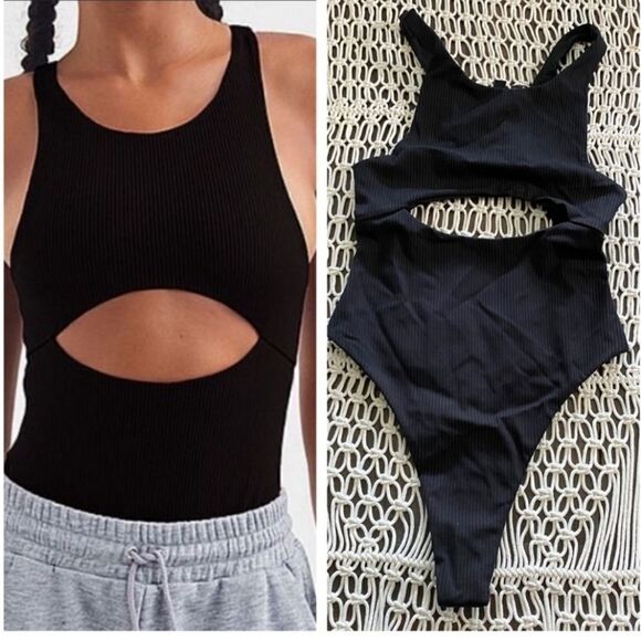 For💗Love and Lemons ribbed keyhole bodysuit - Picture 1 of 5